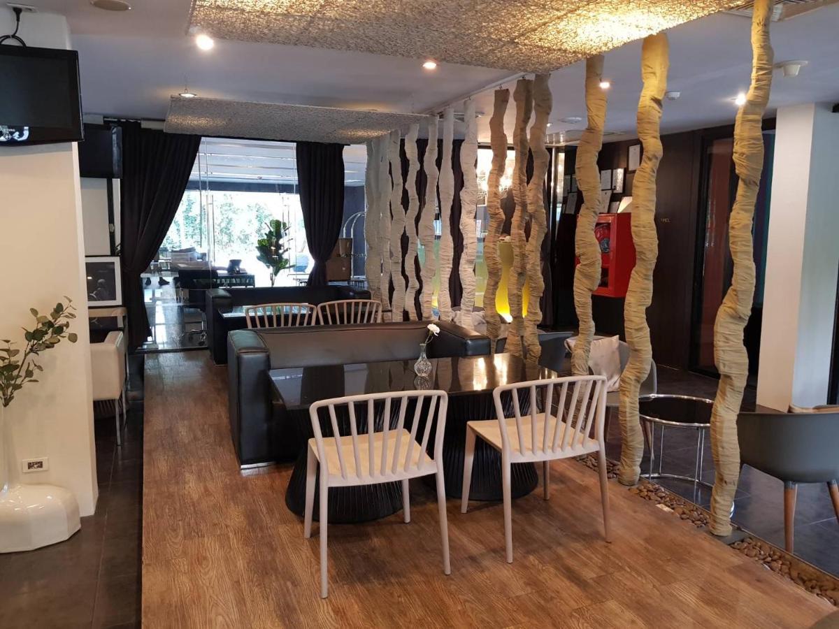 Manita Boutique Hotel Паттая Екстер'єр фото