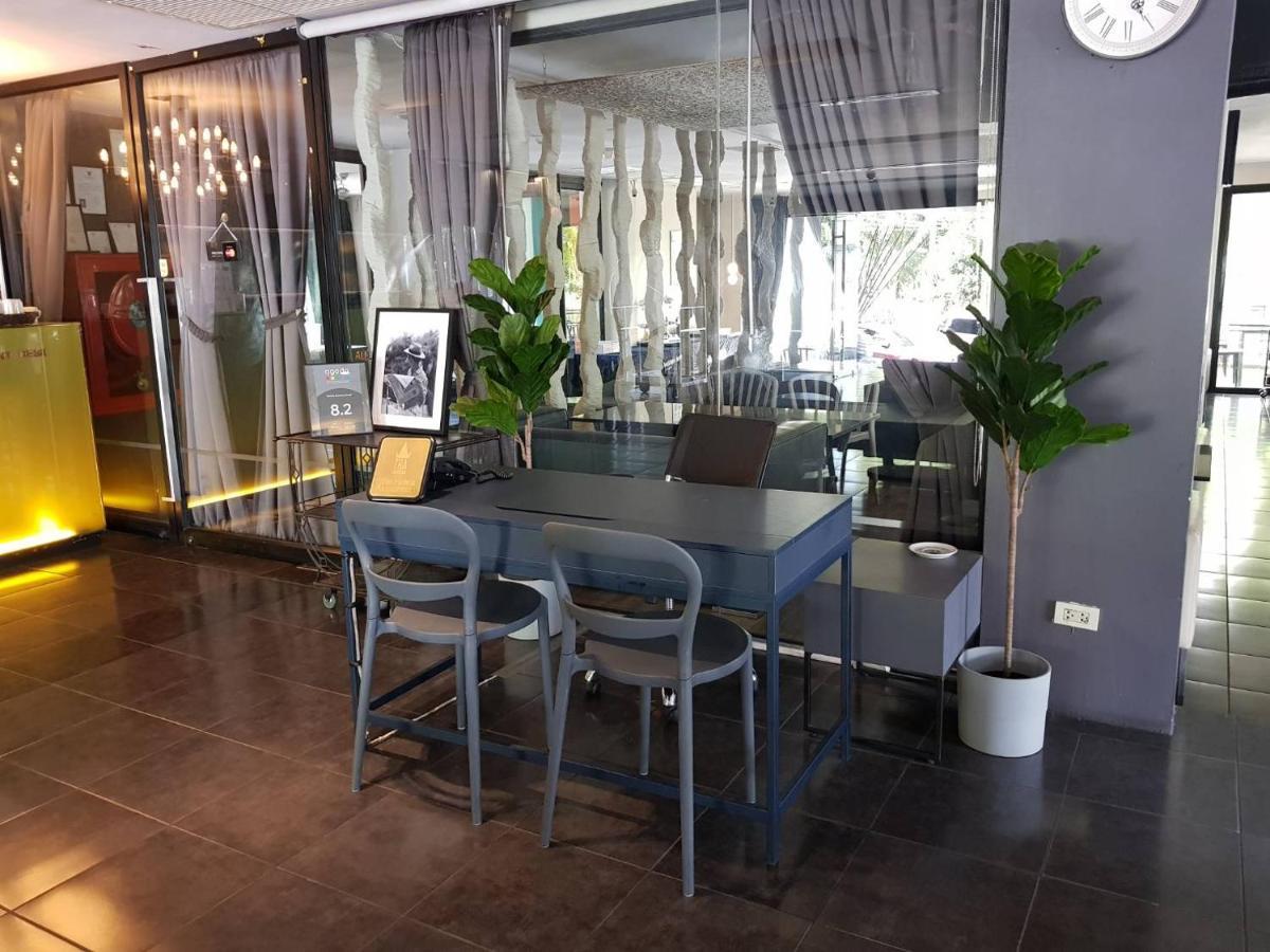 Manita Boutique Hotel Паттая Екстер'єр фото